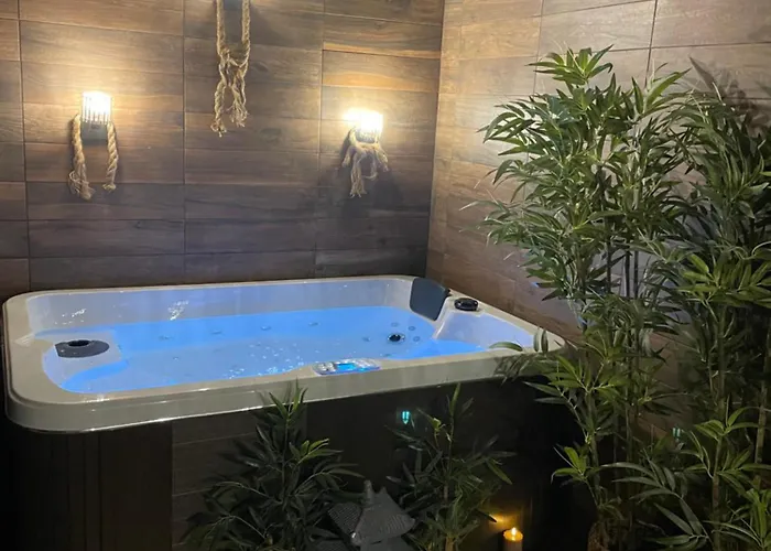 By Neptune - Appartement Bali Jacuzzi