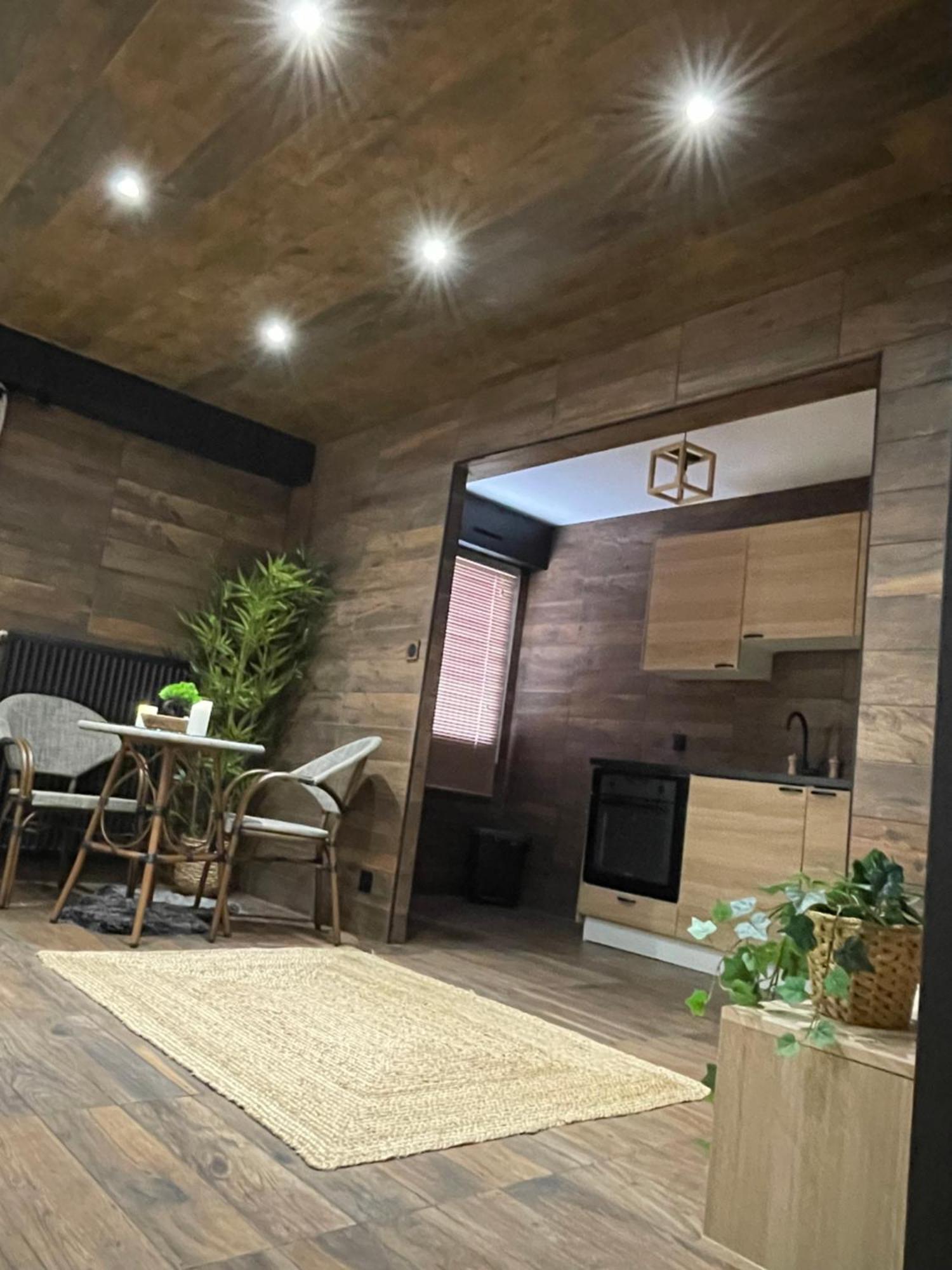 By Neptune - Bali Jacuzzi